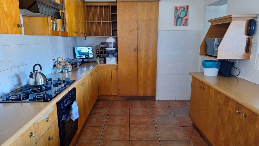 4 Bedroom Property for Sale in Bluewater Bay Eastern Cape